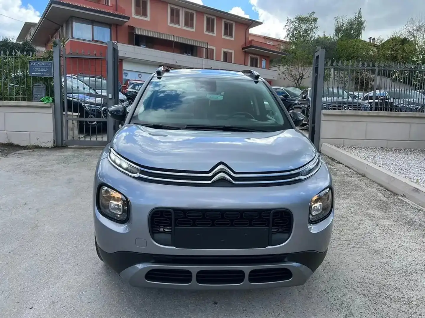 Citroen C3 Aircross Aircross 1.5 bluehdi Shine s Gris - 2