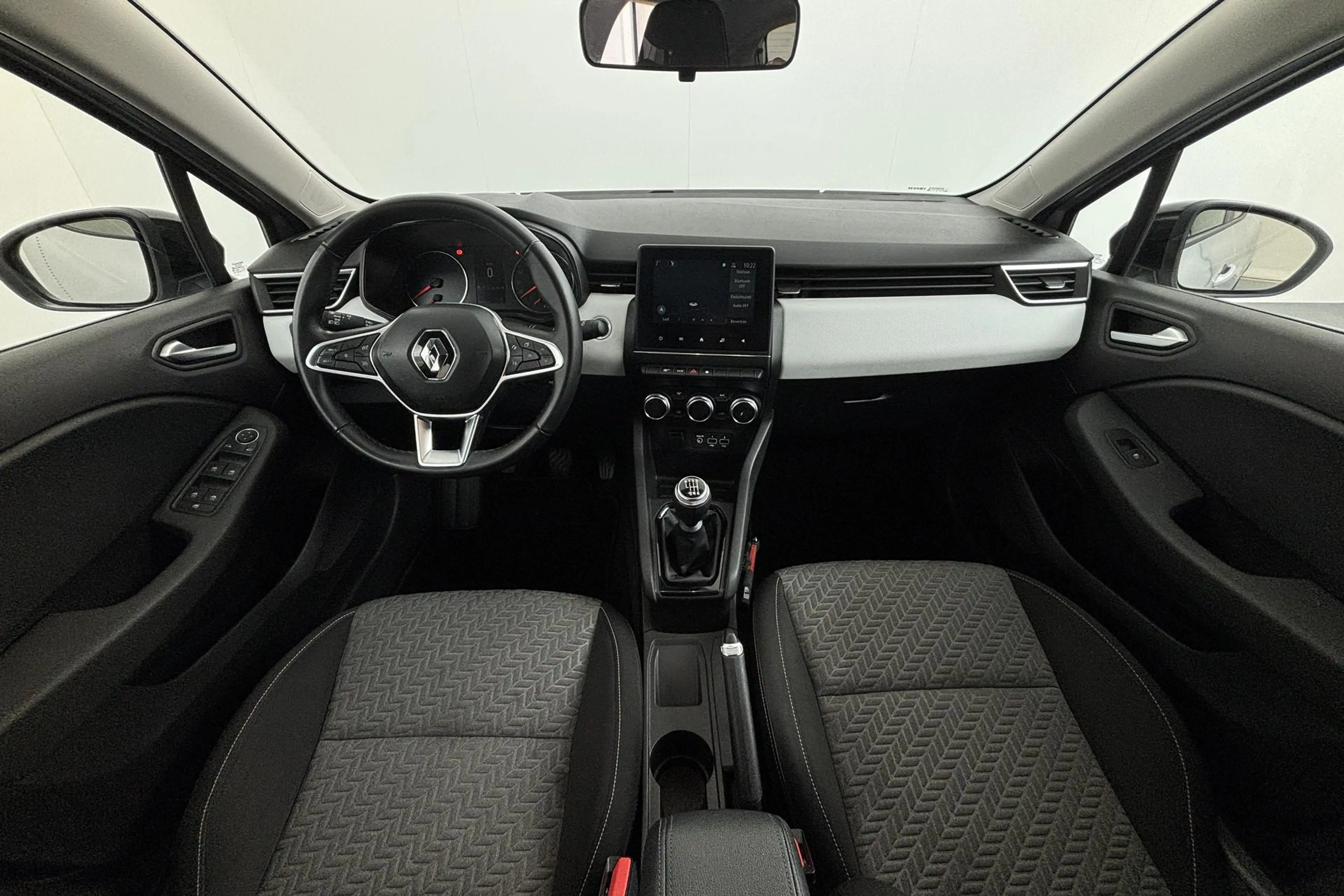 Renault Clio 1.0 TCe 90 Evolution Betrouwbare stadsheld met een — photo 2