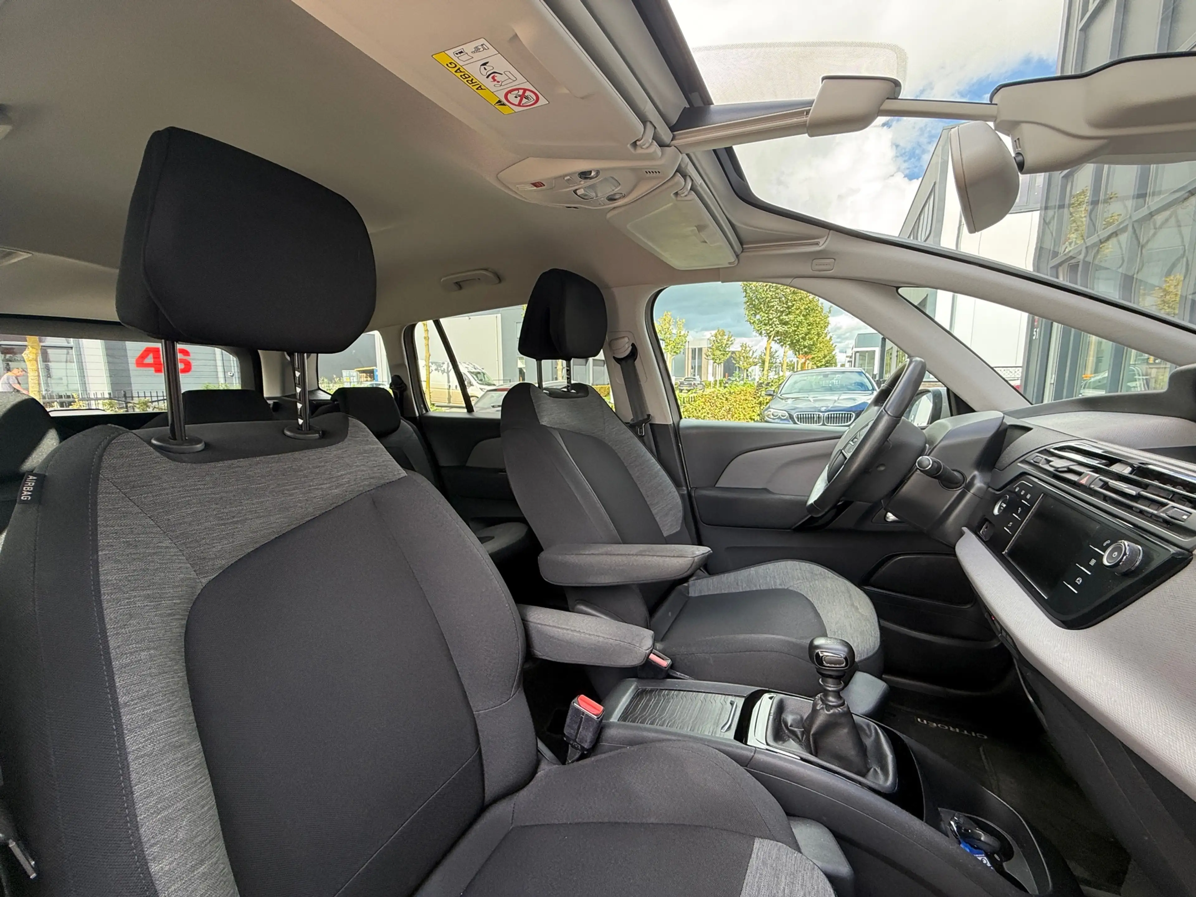 Citroen Grand C4 SpaceTourer 1.2 PureTech / NARDO GREY NAP — photo 4