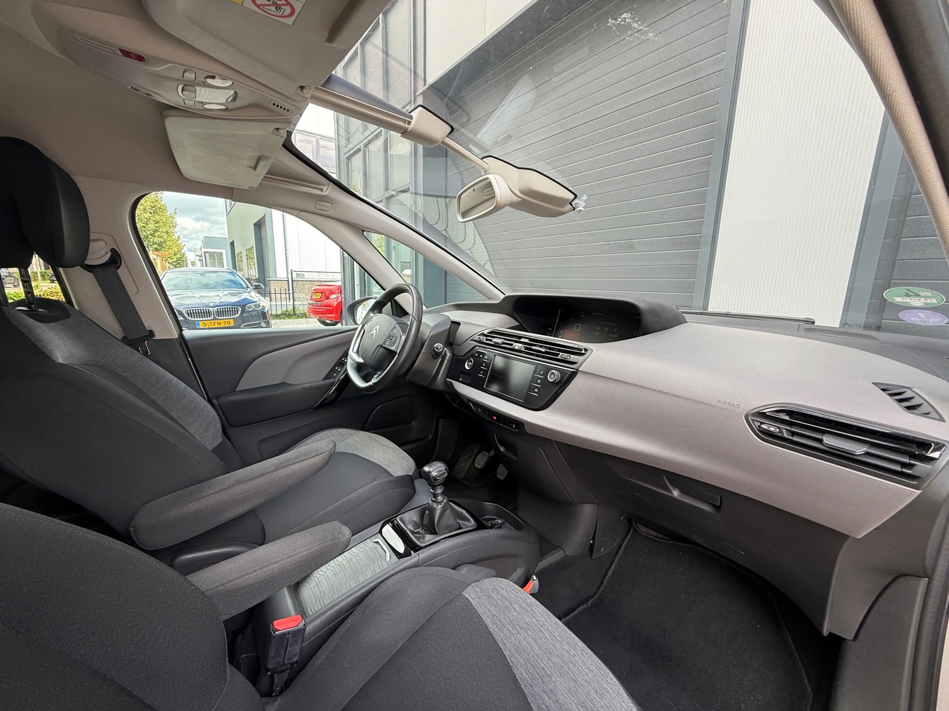 Citroen Grand C4 SpaceTourer 1.2 PureTech / NARDO GREY NAP — photo 5