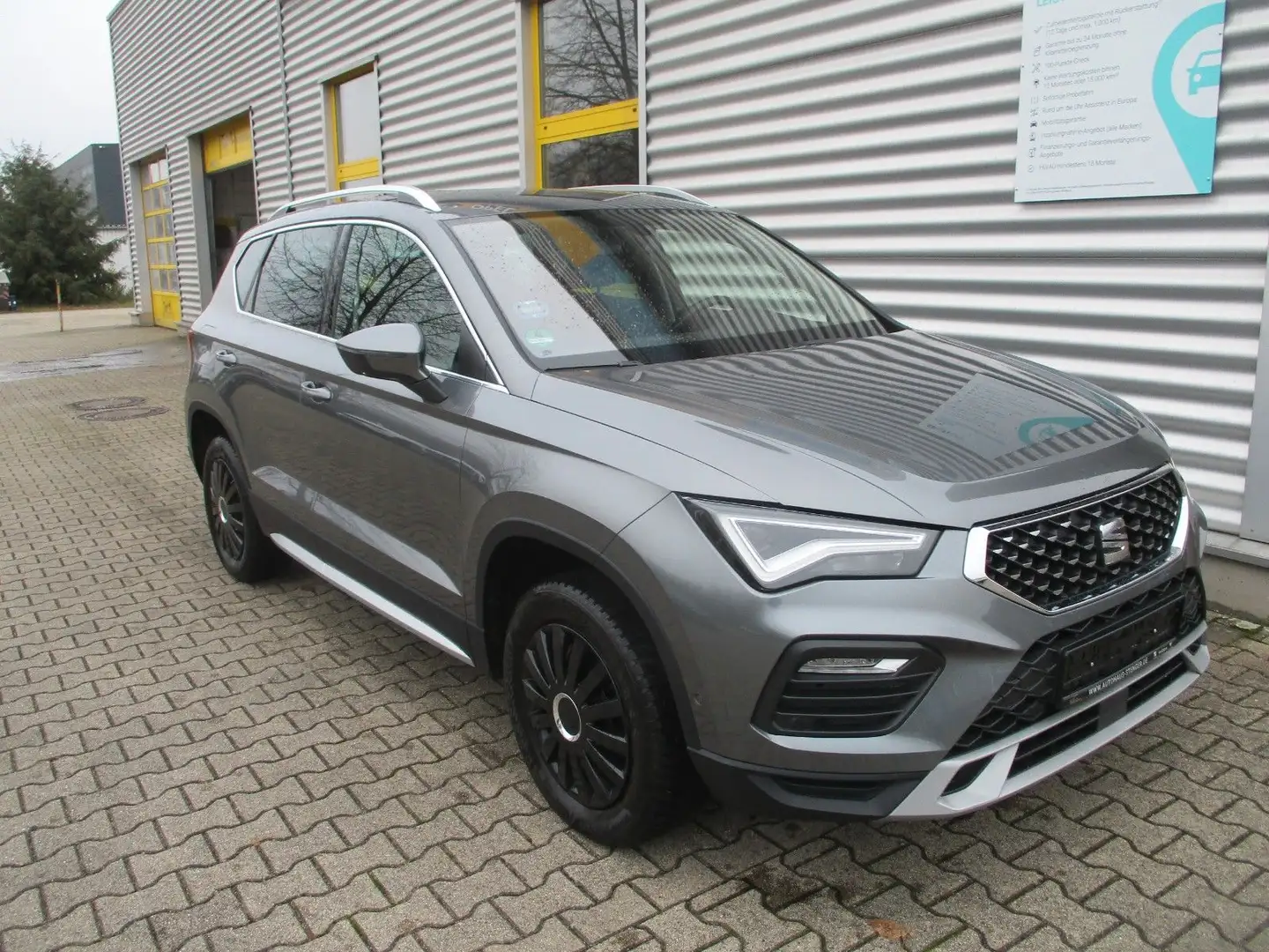 SEAT Ateca Xperience   Sommer- und Winterräder Grau - 1