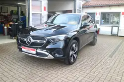 Mercedes-Benz GLC 400 e 4Matic Avantgarde PANO AHK elektr.