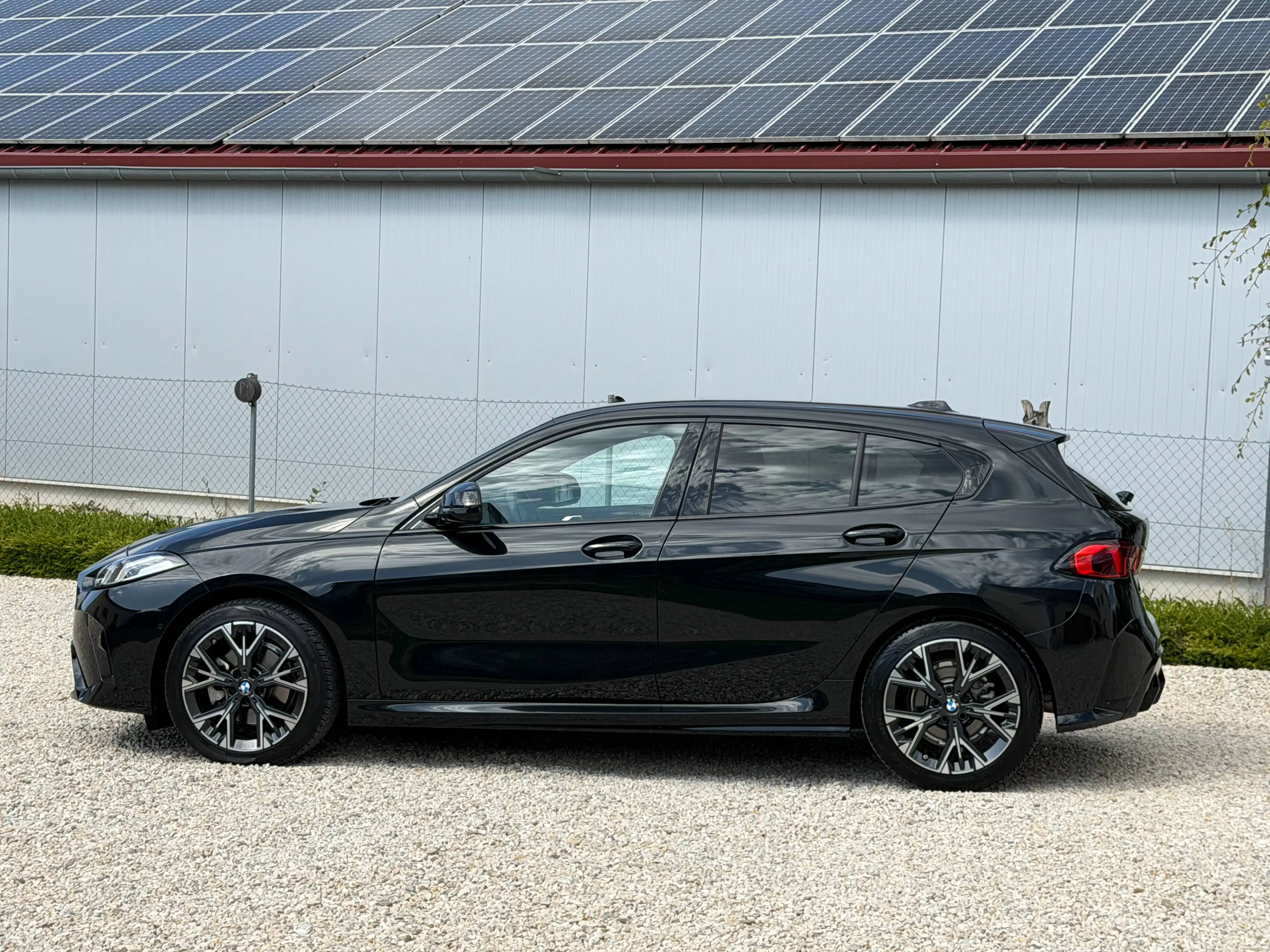 BMW 118 118 d Autom. M Sport LED* Alcantara Sportsitze / SHZ* RFK* — photo 9