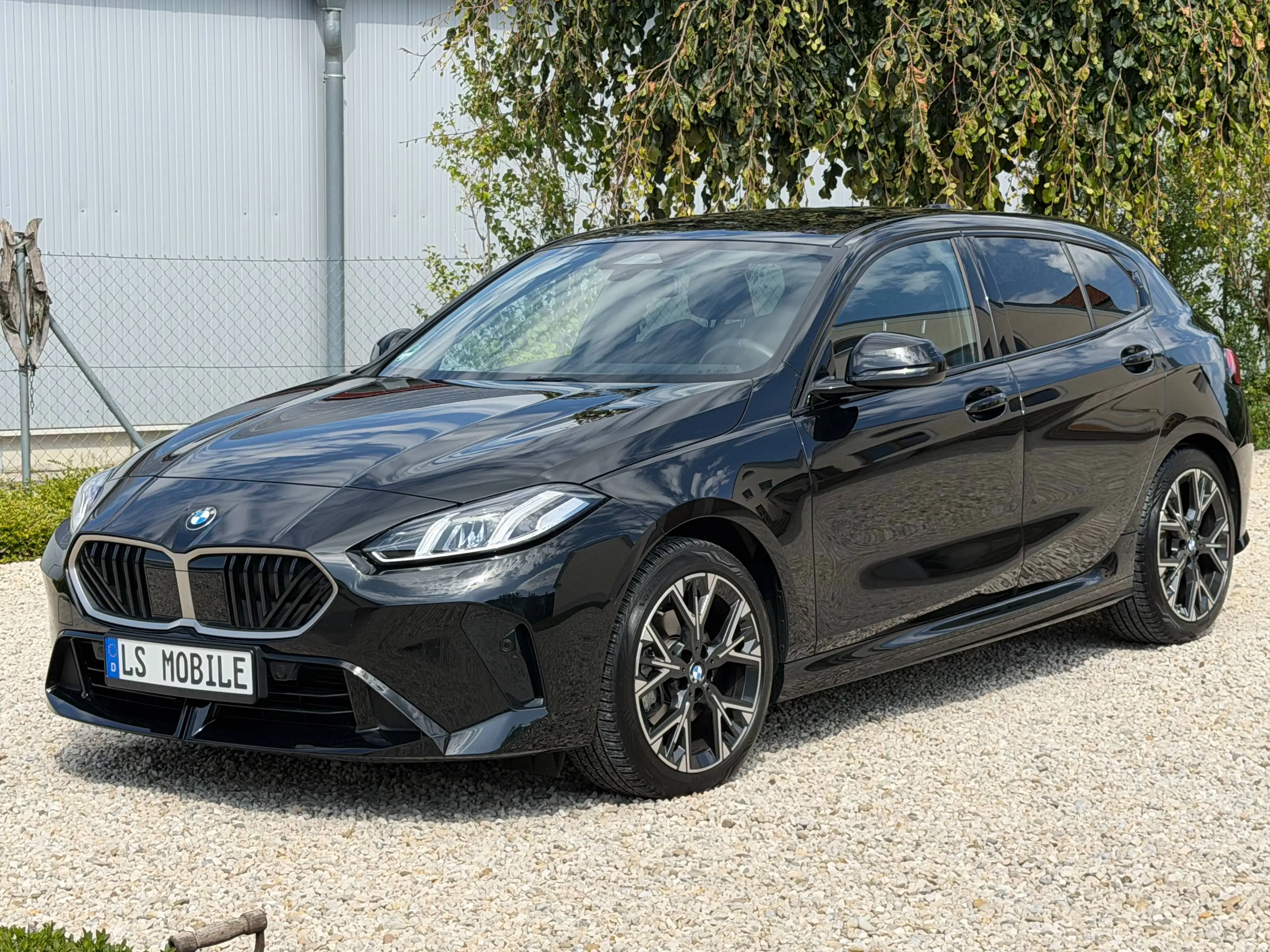 BMW 118 118 d Autom. M Sport LED* Alcantara Sportsitze / SHZ* RFK* — photo 3