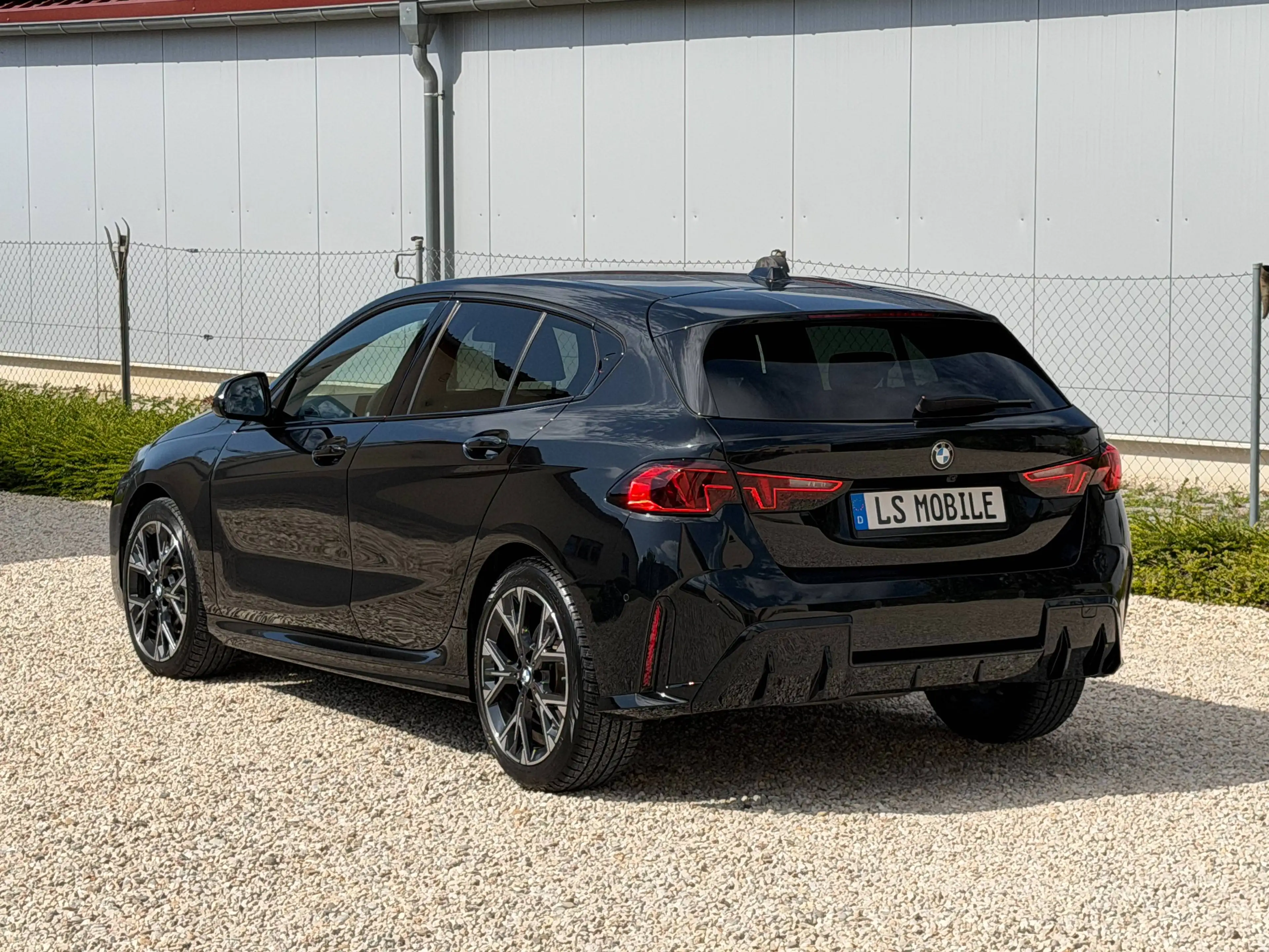 BMW 118 118 d Autom. M Sport LED* Alcantara Sportsitze / SHZ* RFK* — photo 11