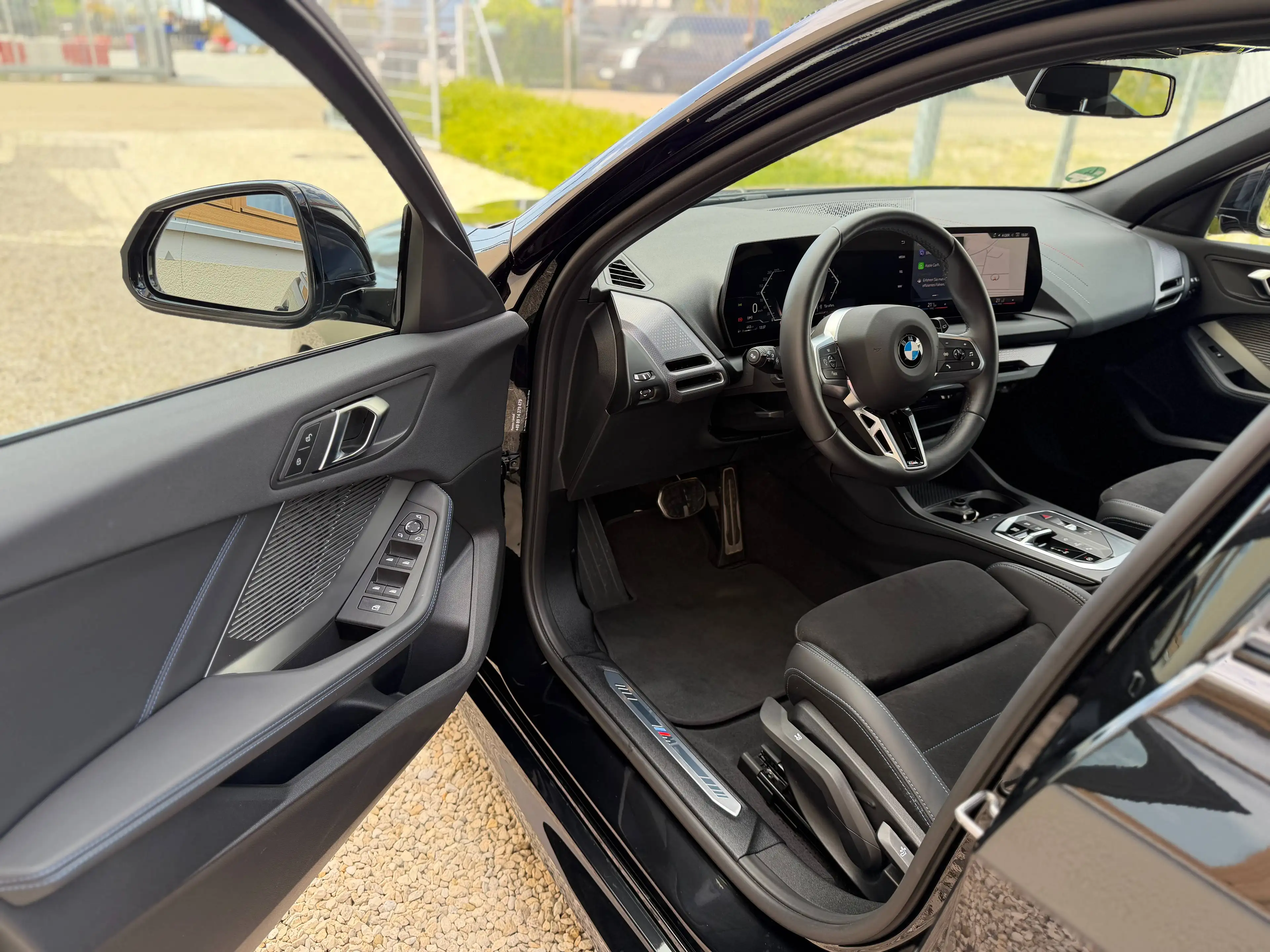 BMW 118 118 d Autom. M Sport LED* Alcantara Sportsitze / SHZ* RFK* — photo 4