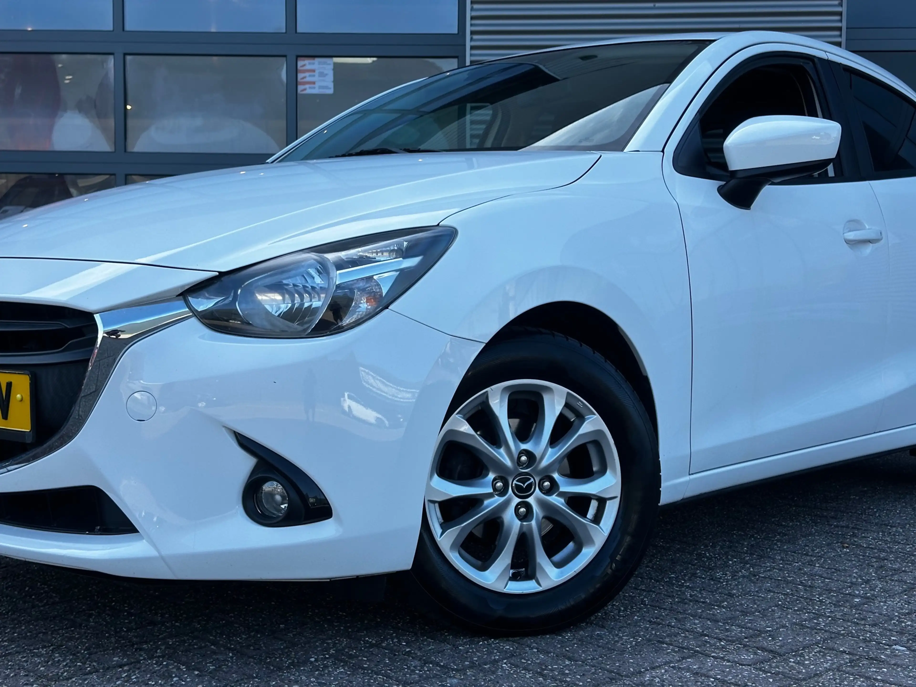 Mazda 2 1.5 Skyactiv-G Skylease+ | CRUISECR | Navi | Stoel — photo 2