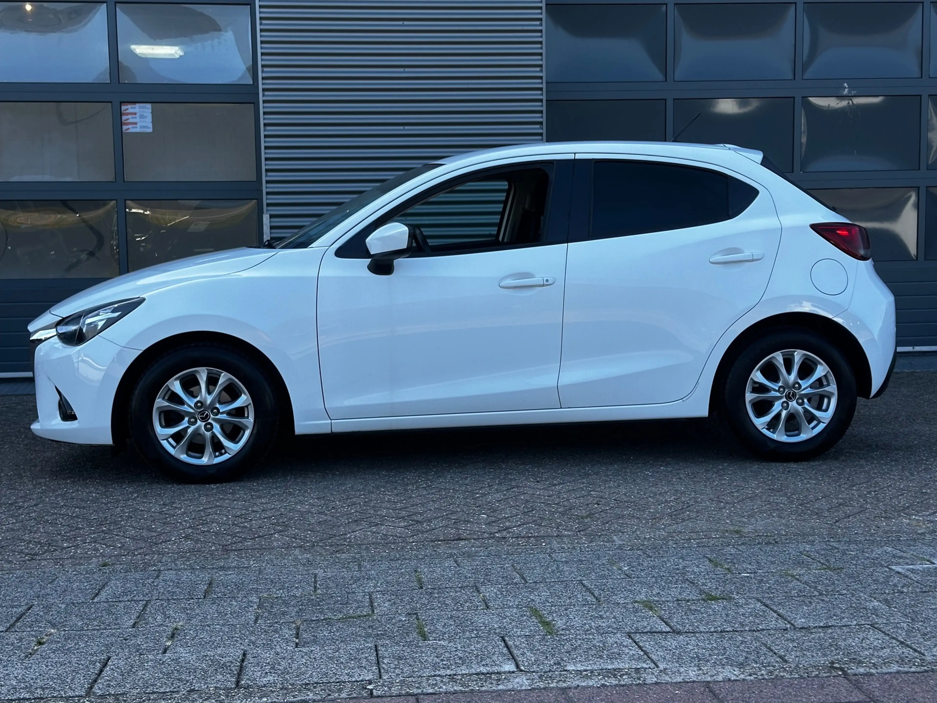 Mazda 2 1.5 Skyactiv-G Skylease+ | CRUISECR | Navi | Stoel — photo 13