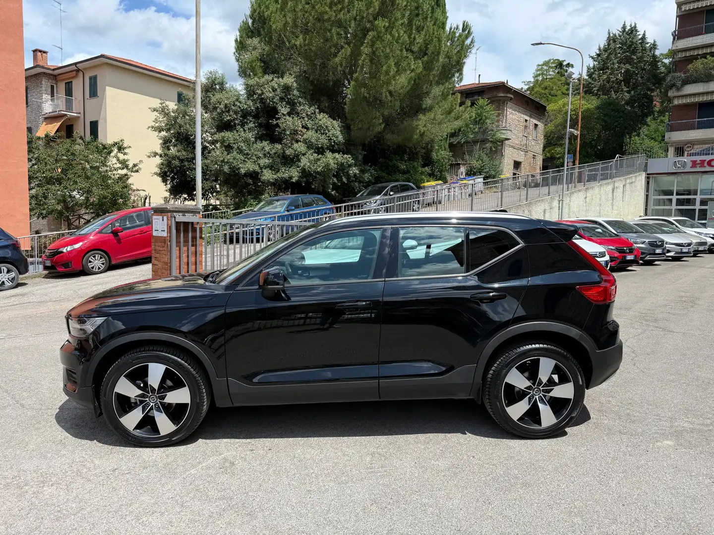 Volvo XC40 XC40 2.0 d3 Momentum my20 Nero - 2