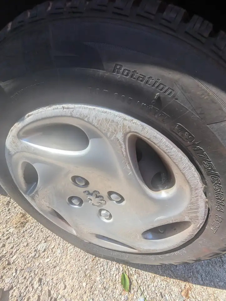 Peugeot 206 1.6i 2000, foto 2