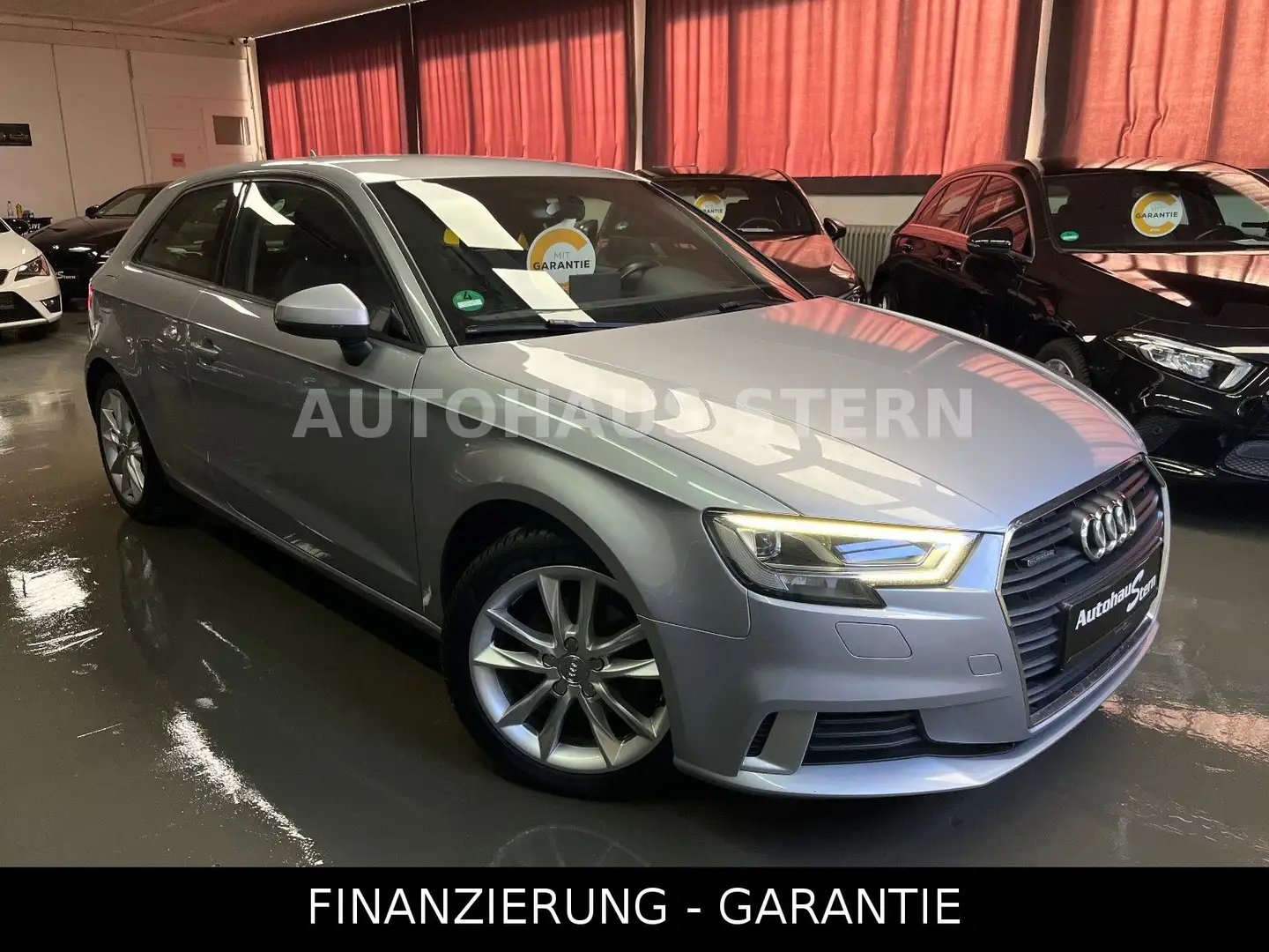 Audi A3 2.0 TDI sport quattro Virtual LED Carplay AHK Argent - 1