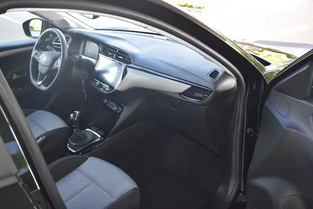 Opel Corsa view 13