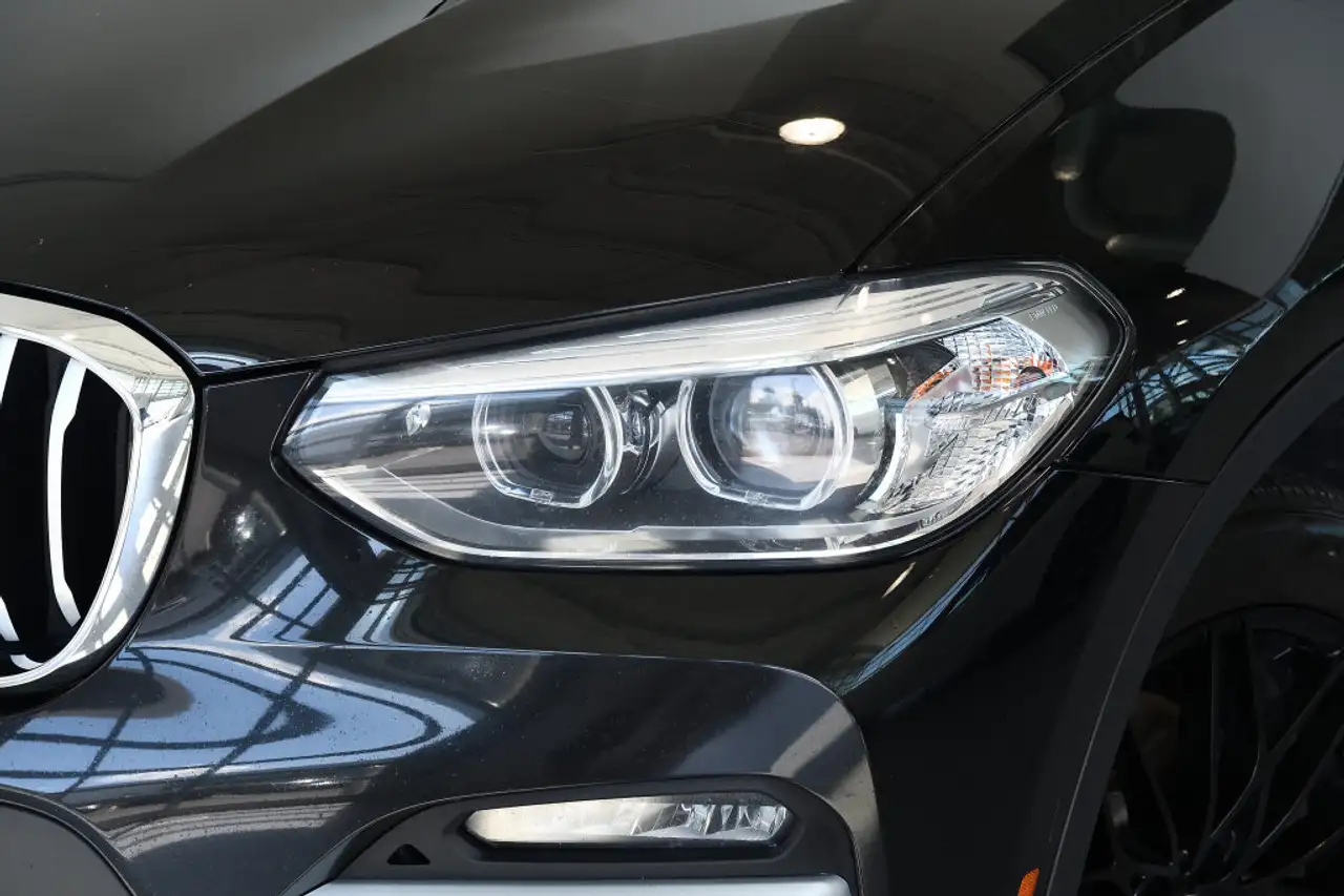 BMW X3 снимка BMW X3