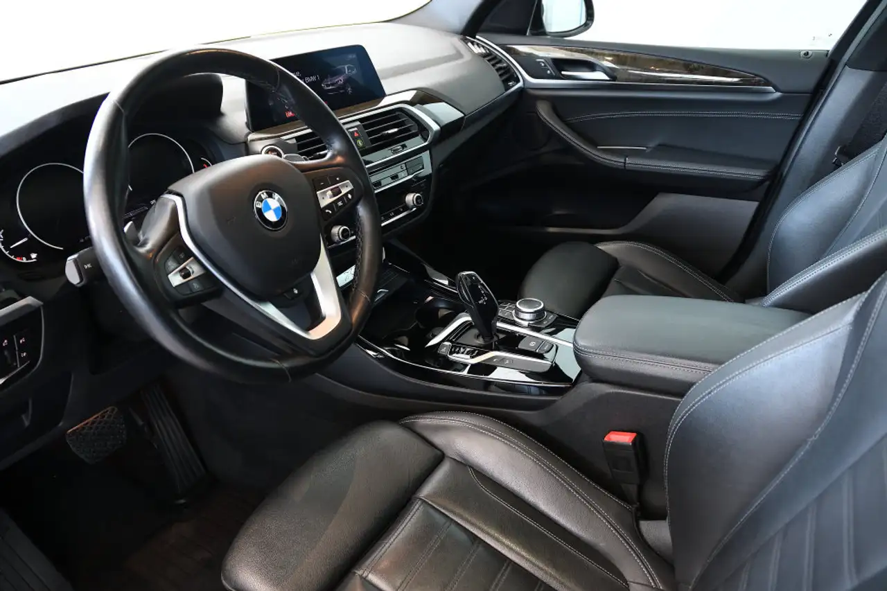 BMW X3 снимка BMW X3