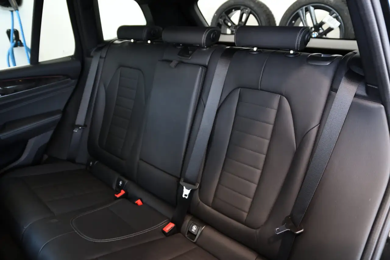BMW X3 снимка BMW X3