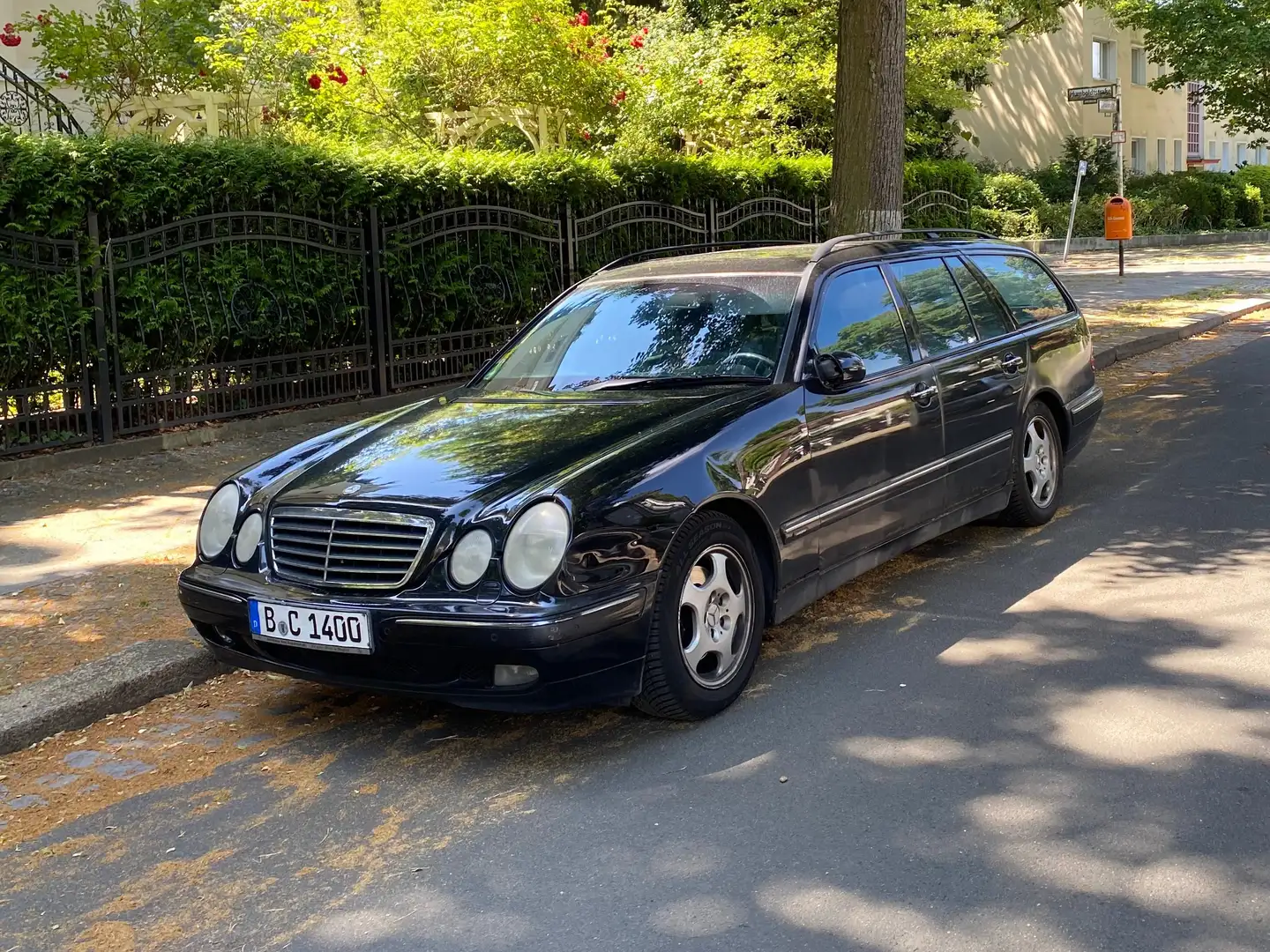 Mercedes-Benz E 280 E 280 T Avantgarde 4-Matic Czarny - 1