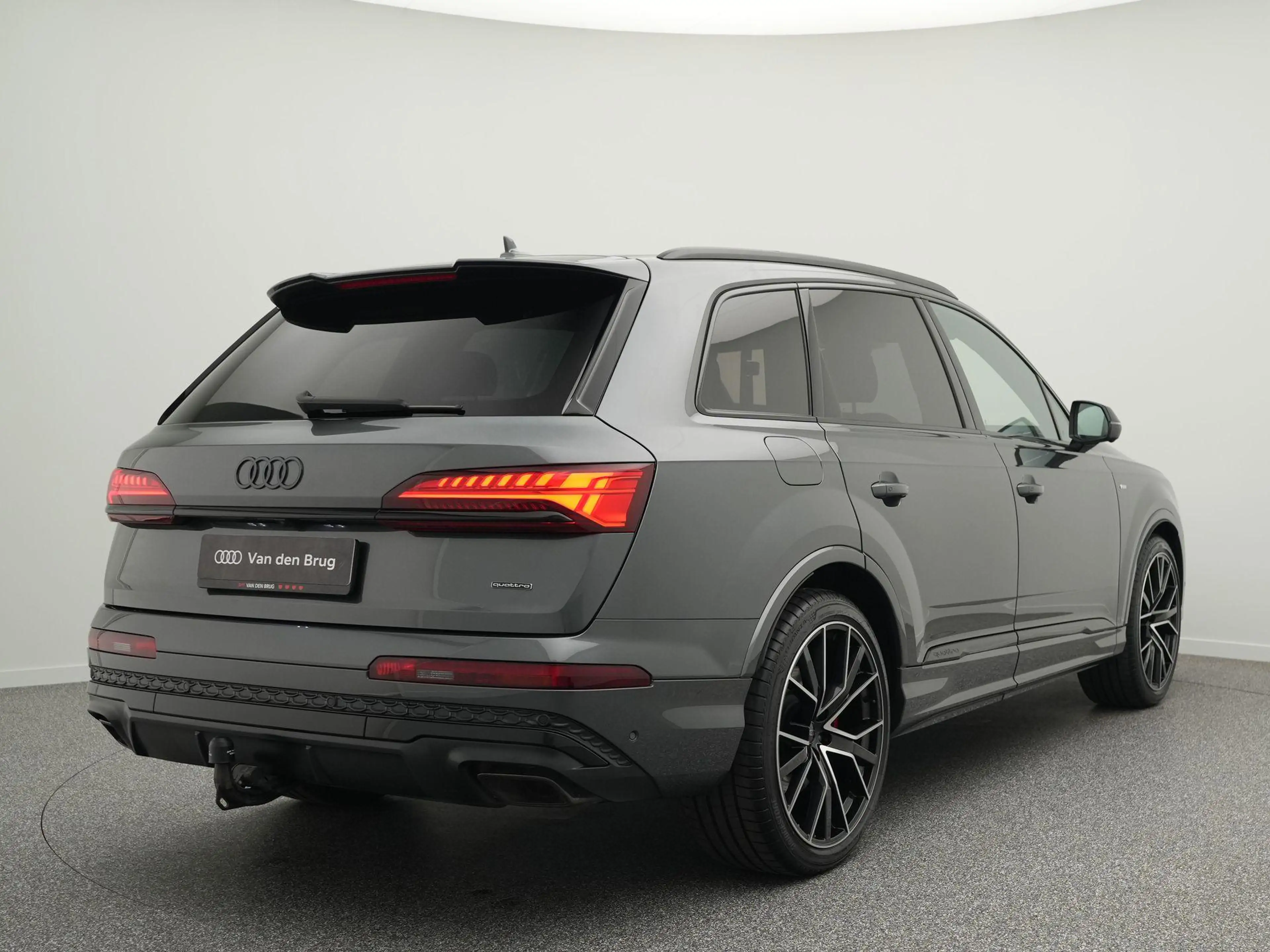 Audi Q7 55 TFSI e quattro Pro Line S | Pano | Stuurverw. | — photo 2