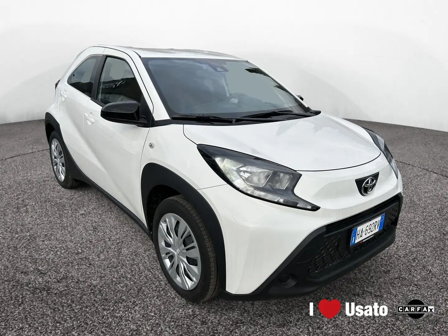 Toyota Aygo X 1.0 Active 72cv Bianco - 2