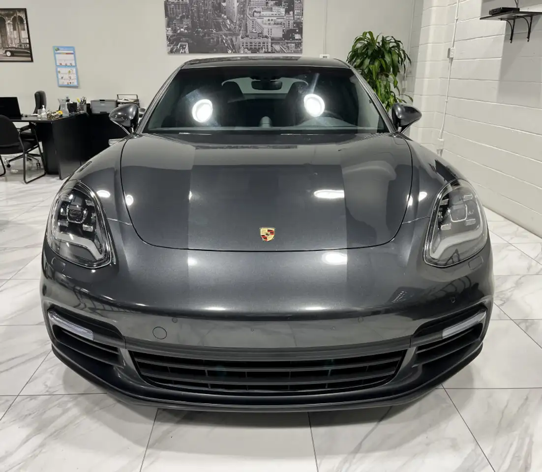 Porsche Panamera снимка Porsche Panamera