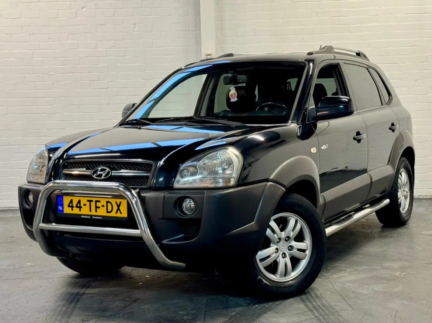 Hyundai TUCSON 2.7i V6 4WD Style |Automaat |Leder |4x4 Negro - 1