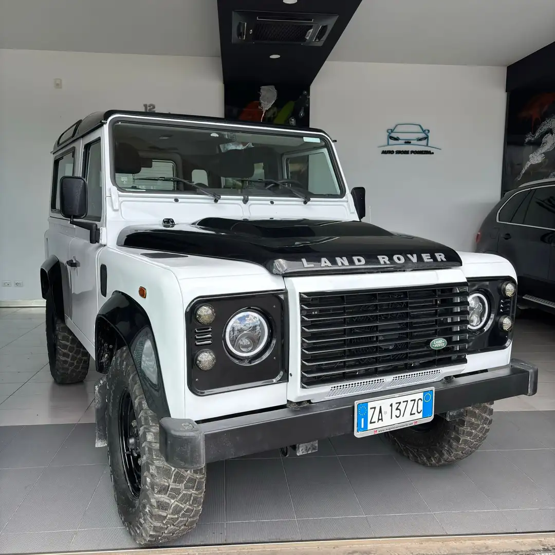 Land Rover Defender 90 2.2 td LE SW - 1