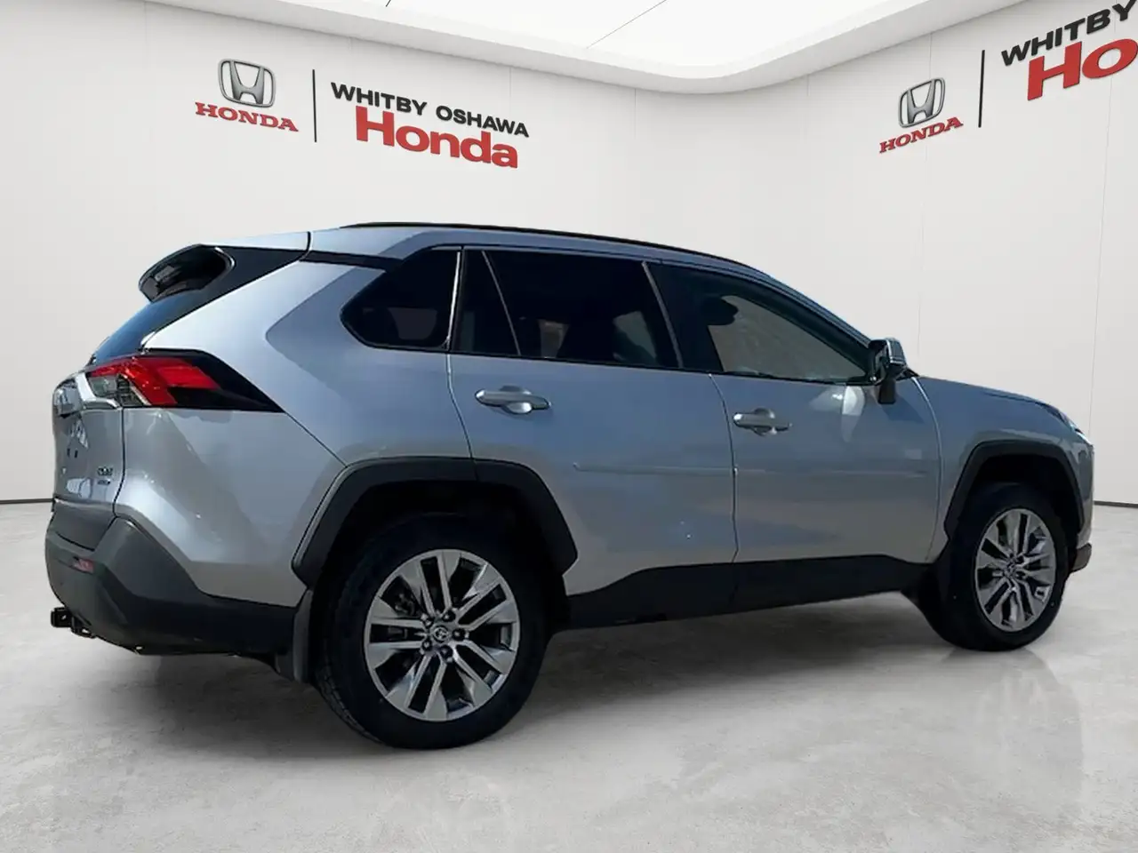 Toyota RAV 4 снимка Toyota RAV 4