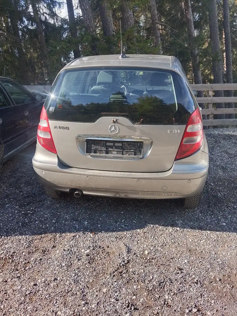 Mercedes-Benz 180 Mercedes Benz A180CD - 2