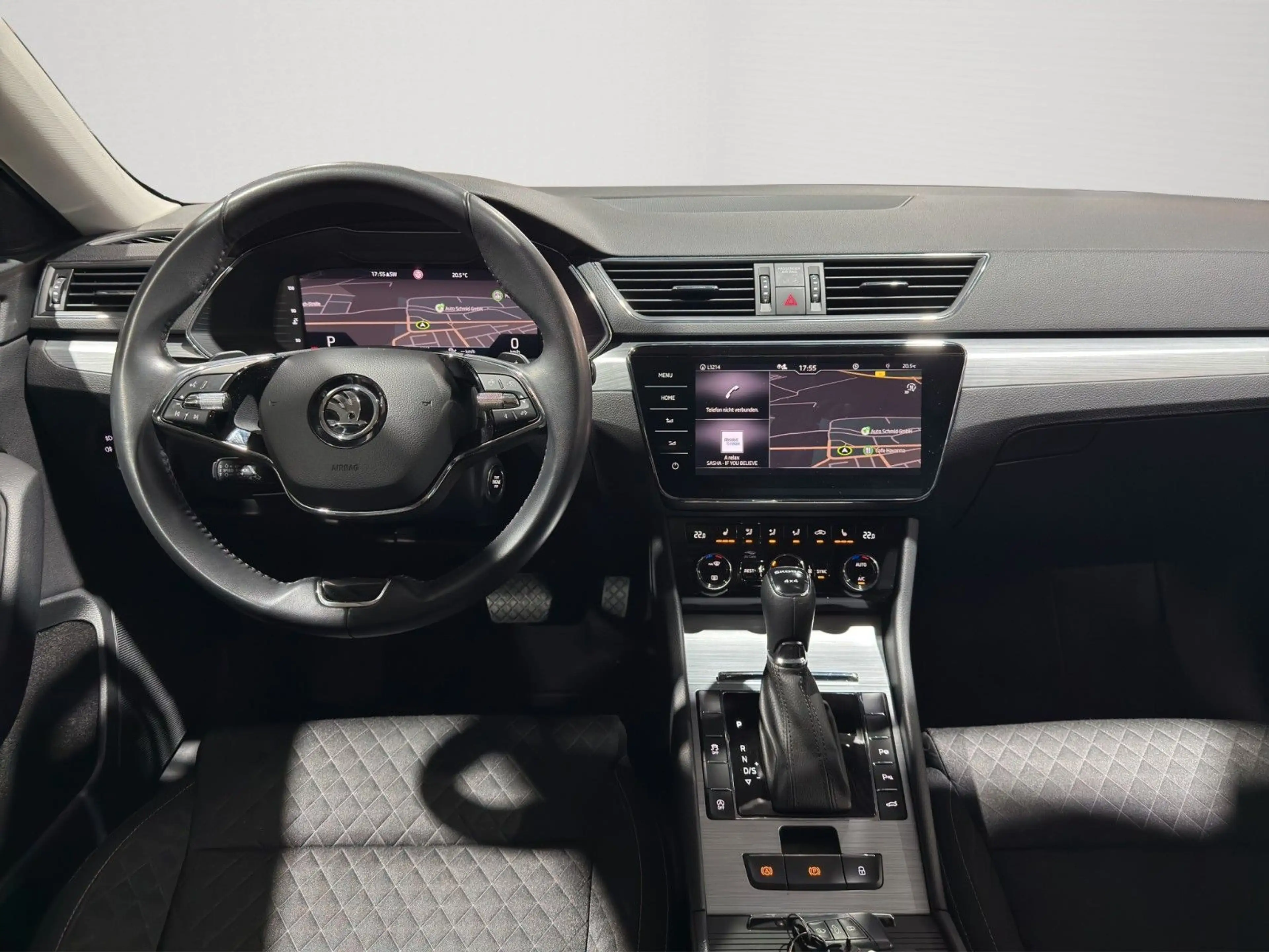 Skoda Superb Combi Ambition 4x4-ACC-AHK-LANE- — photo 11