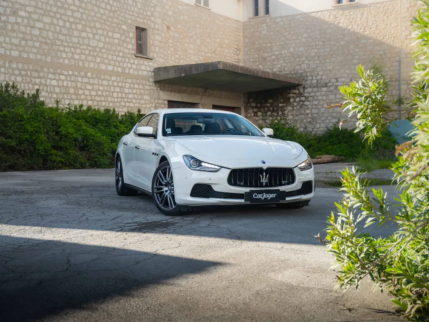 Maserati Ghibli 3.0 V6 410 S A Weiß - 1
