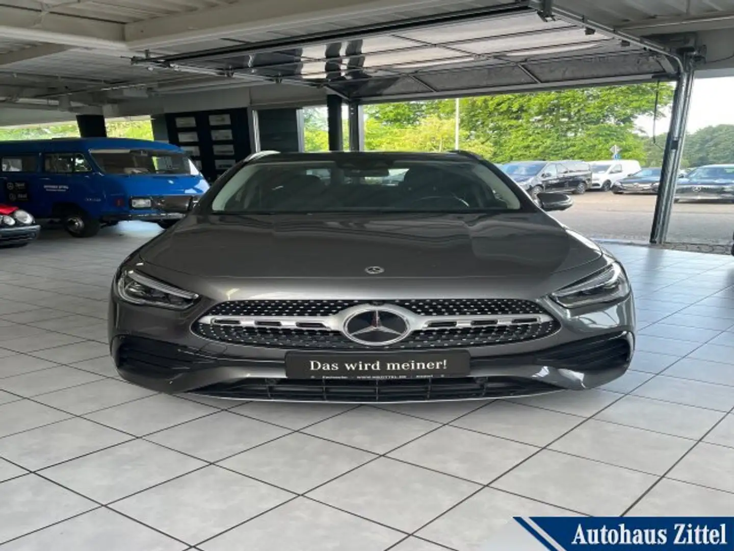 Mercedes-Benz GLA 220 GLA 220 d AMG Line (EURO 6d) Navi/Pano.-Dach/LED Gris - 2