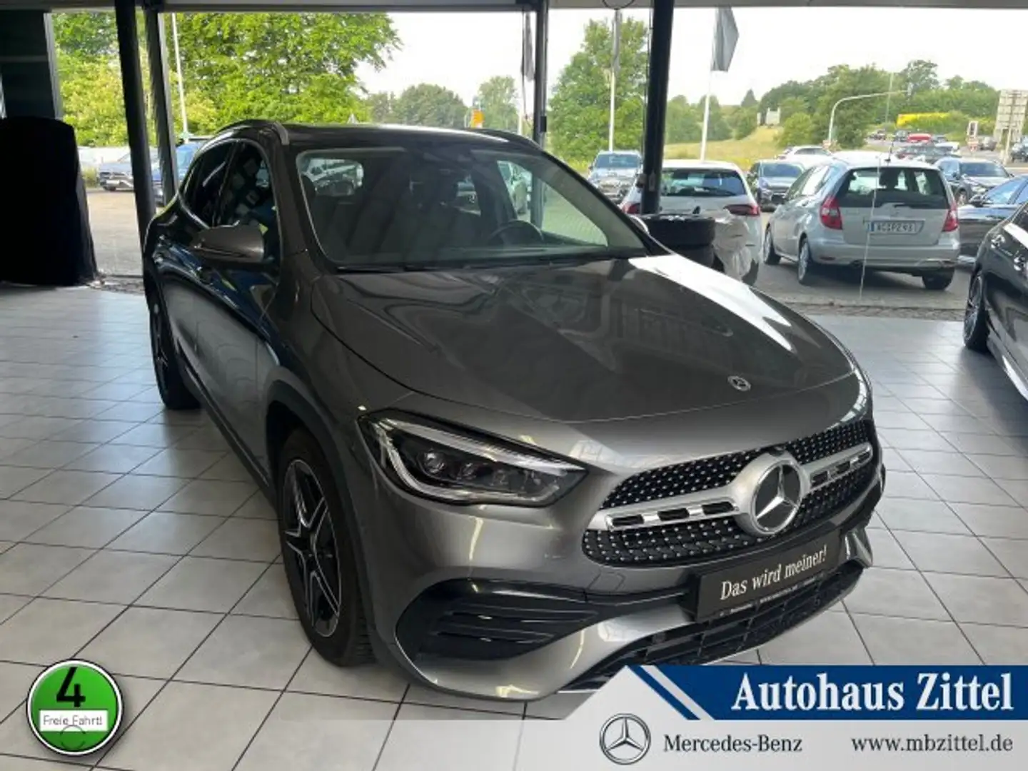 Mercedes-Benz GLA 220 GLA 220 d AMG Line (EURO 6d) Navi/Pano.-Dach/LED Gris - 1
