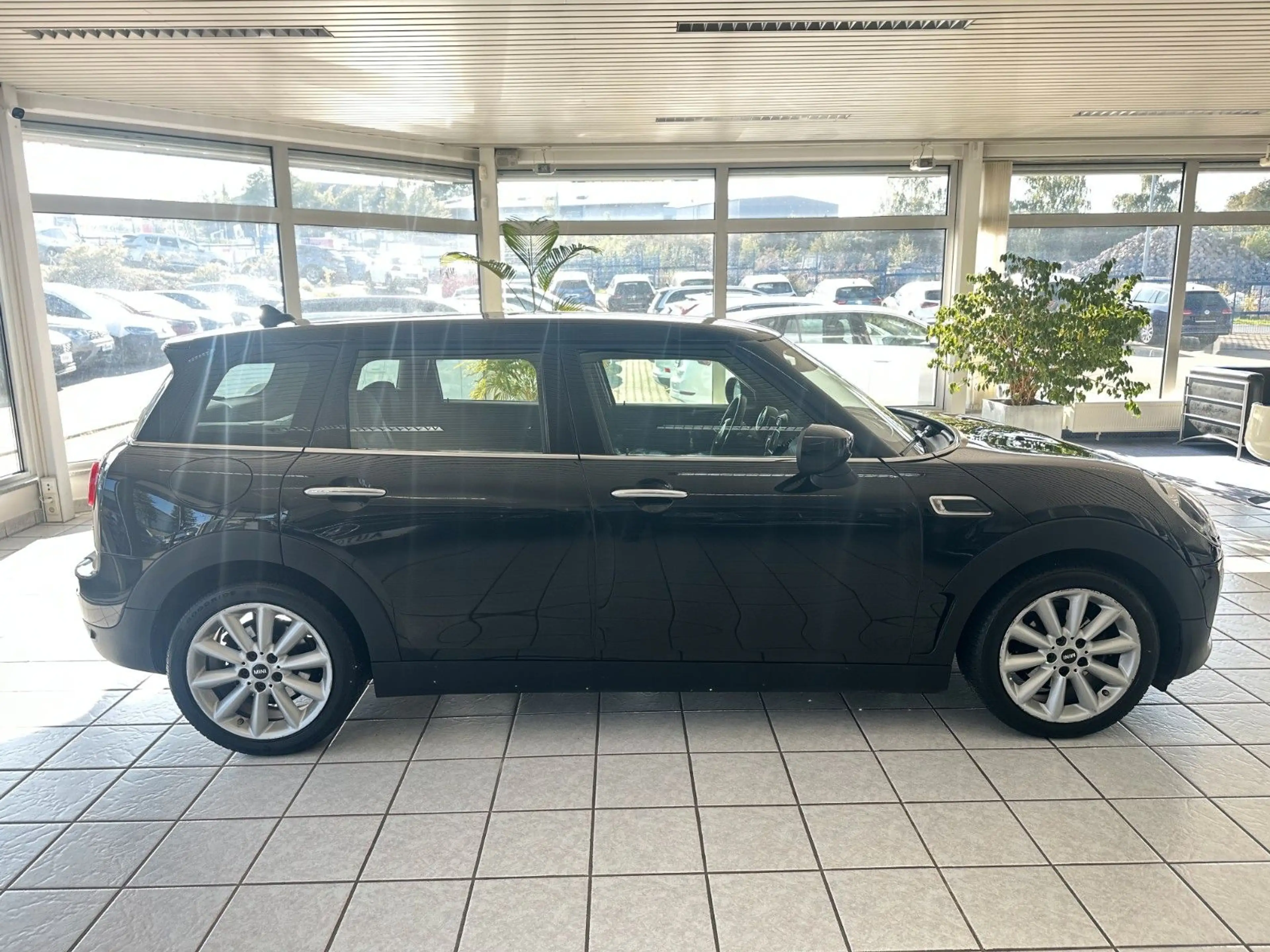 MINI One Clubman One*PDC*SHZ*Tempo*Bluetooth* — photo 4