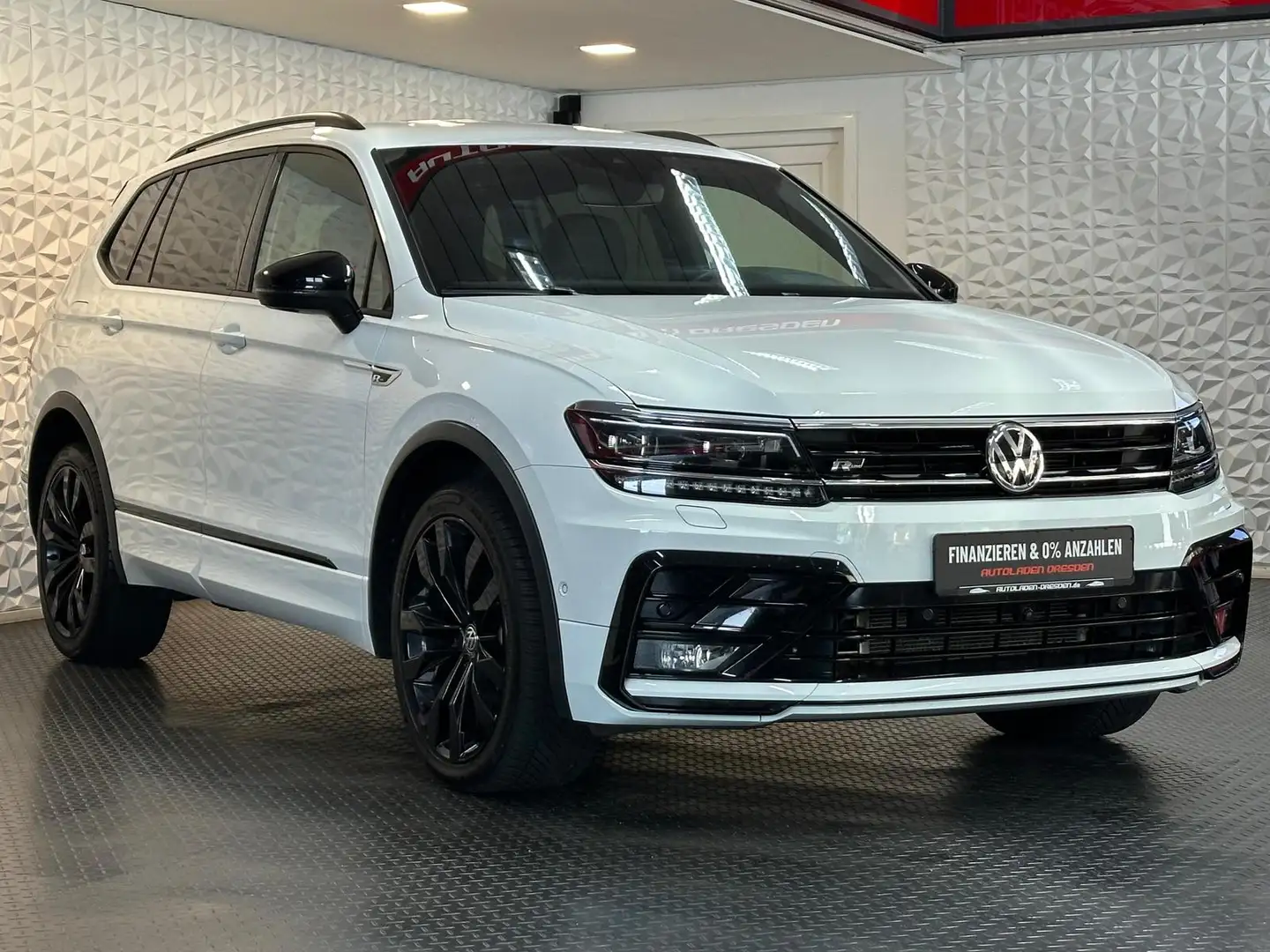 Volkswagen Tiguan Allspace 2.0TDI R LINE BLACK 4M* LED#AHK Wit - 2