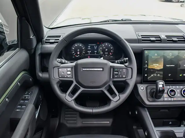 Land Rover Defender view 7
