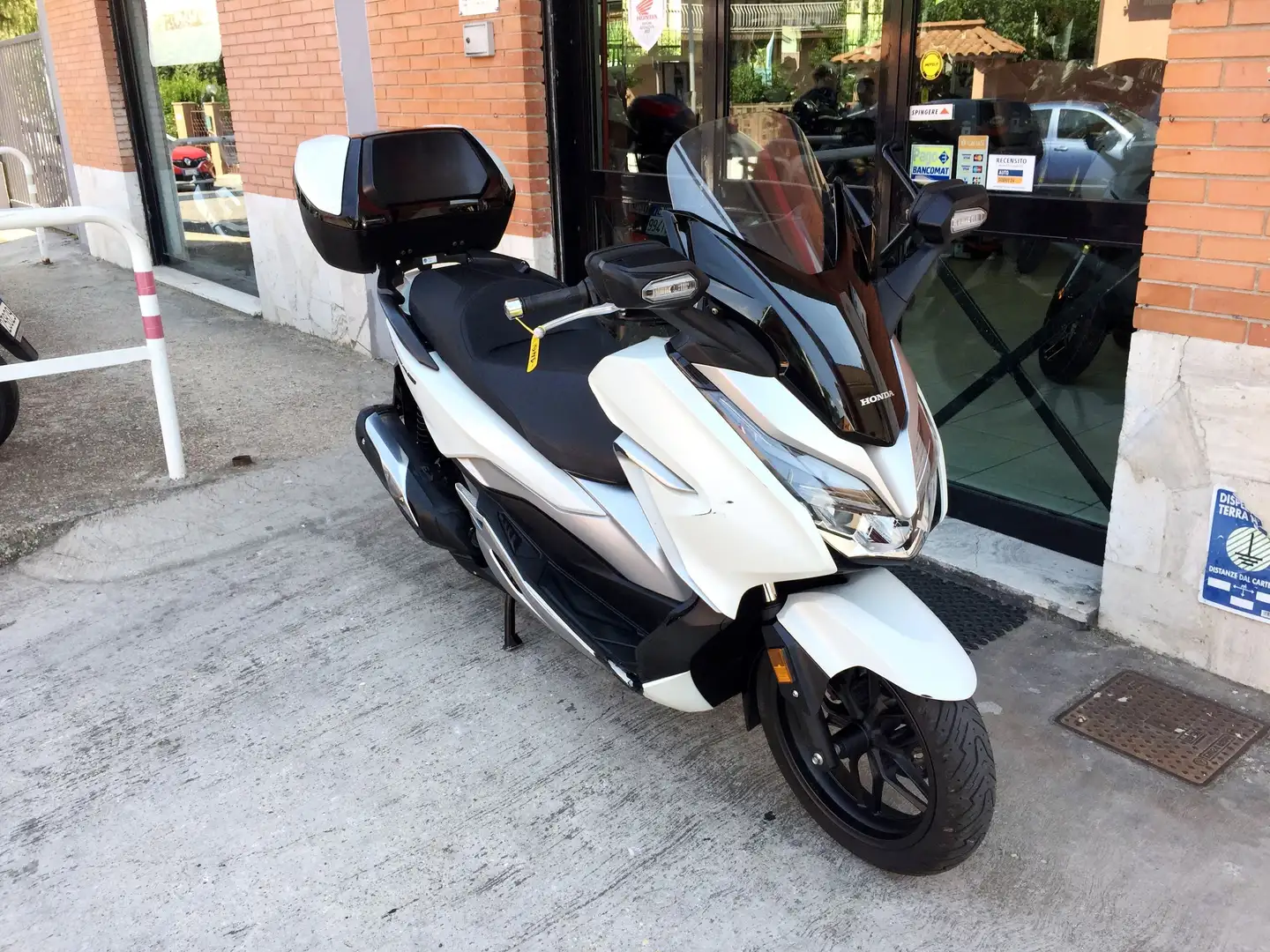 Honda Forza 300 DELUXE 2020 - FINANZIAMENTI Blanc - 2