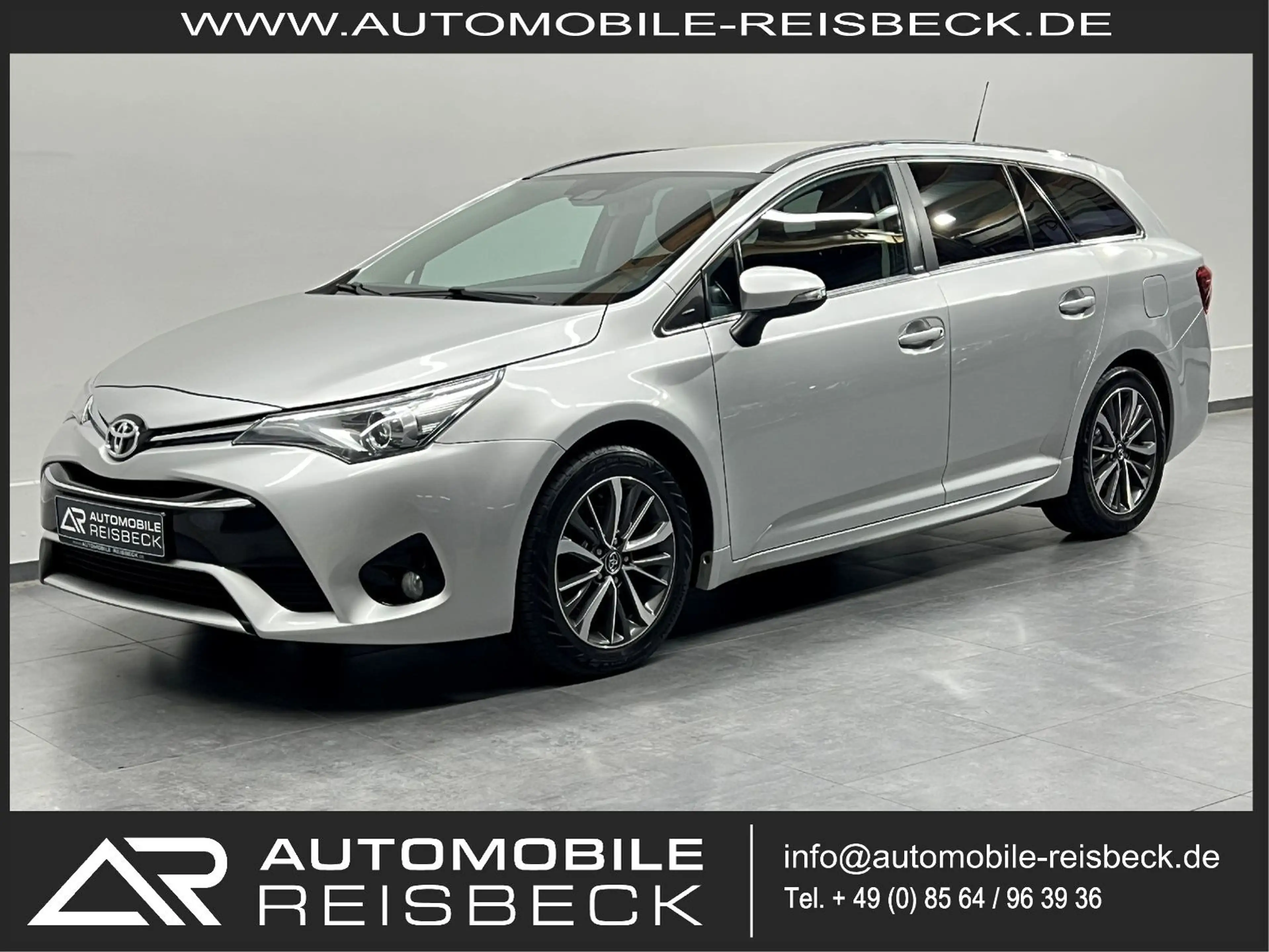 Toyota Avensis Touring Sports Edition-S D-4D *LED*AHK*
