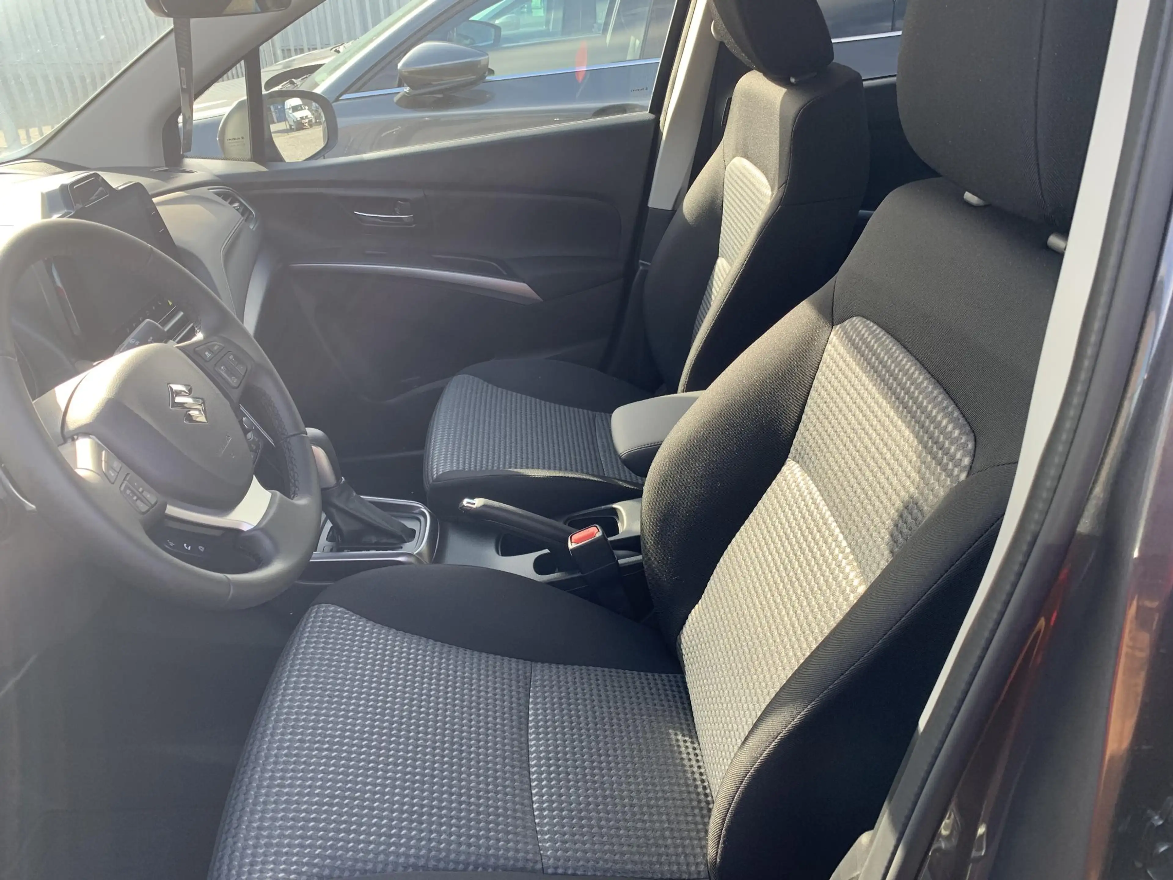 Suzuki S-Cross S-cross GL+ Mild Hybrid — photo 6