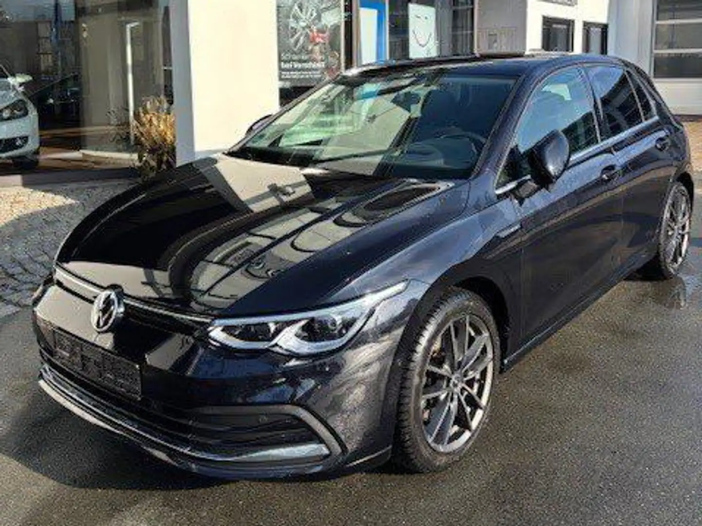 Volkswagen Golf 1.5 eTSI OPF DSG Style Schwarz - 2