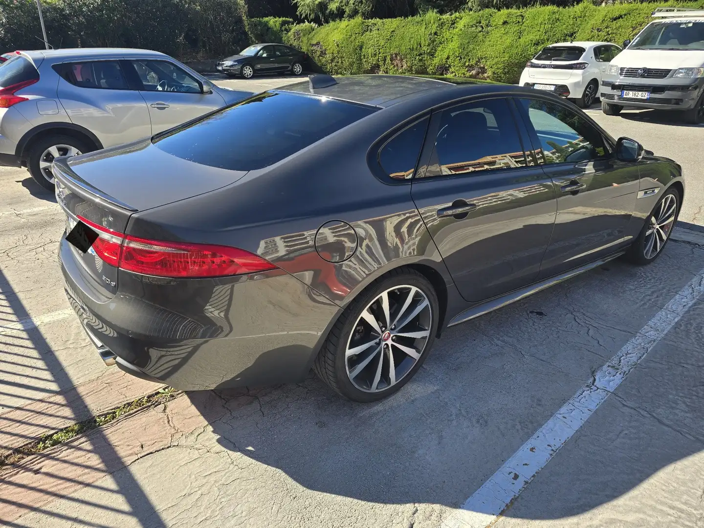 Jaguar XF V6 3.0 D - 300 ch BVA R-Sport - 2