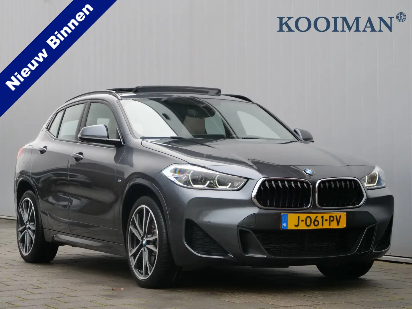 BMW X2 xDrive25e High Executive 220 Pk Automaat Navigatie Grijs - 1