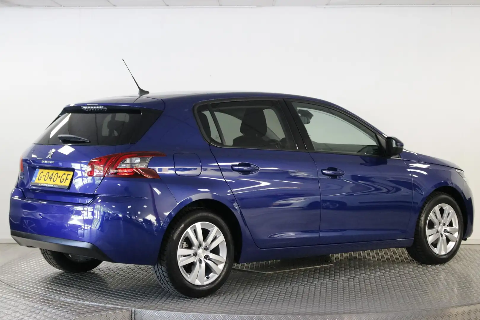 Peugeot 308 1.2 PureTech Blue Lease Executive Clima | Cruise | Blauw - 2