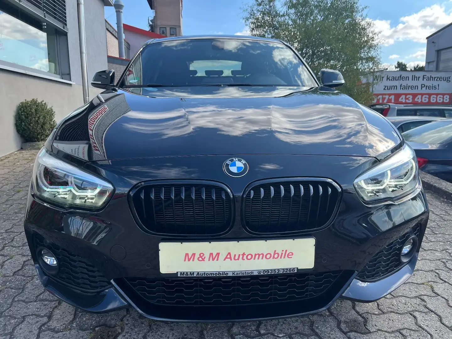 BMW 120 d Edition M Sport Shadow NAVI+LED+18"ALU+PDC Schwarz - 2