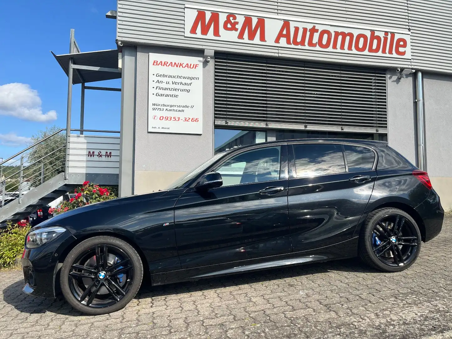 BMW 120 d Edition M Sport Shadow NAVI+LED+18"ALU+PDC Schwarz - 1