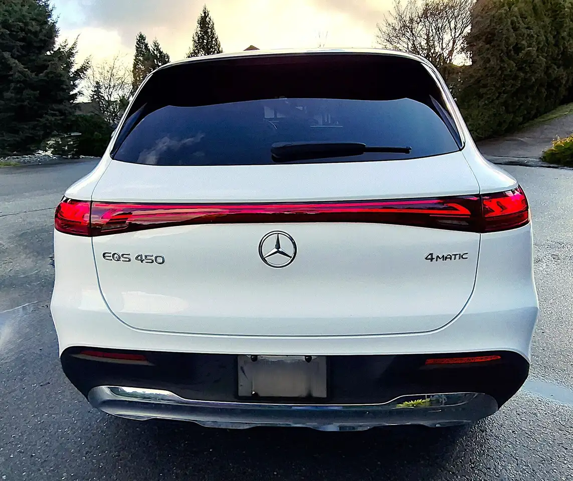 Mercedes-Benz EQS снимка Mercedes-Benz EQS