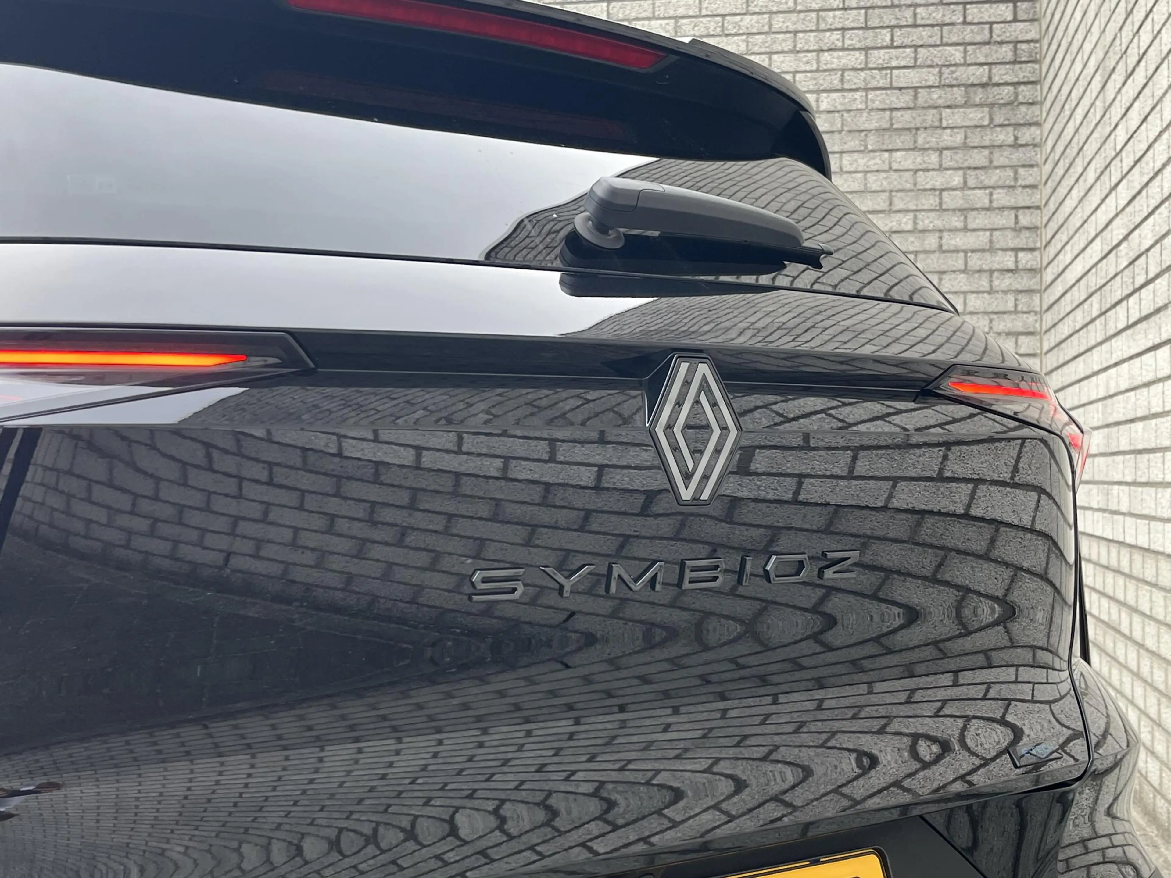 Renault Symbioz 1.8 E-Tech full hybrid 160 Esprit Alpine | Adaptiv — photo 33