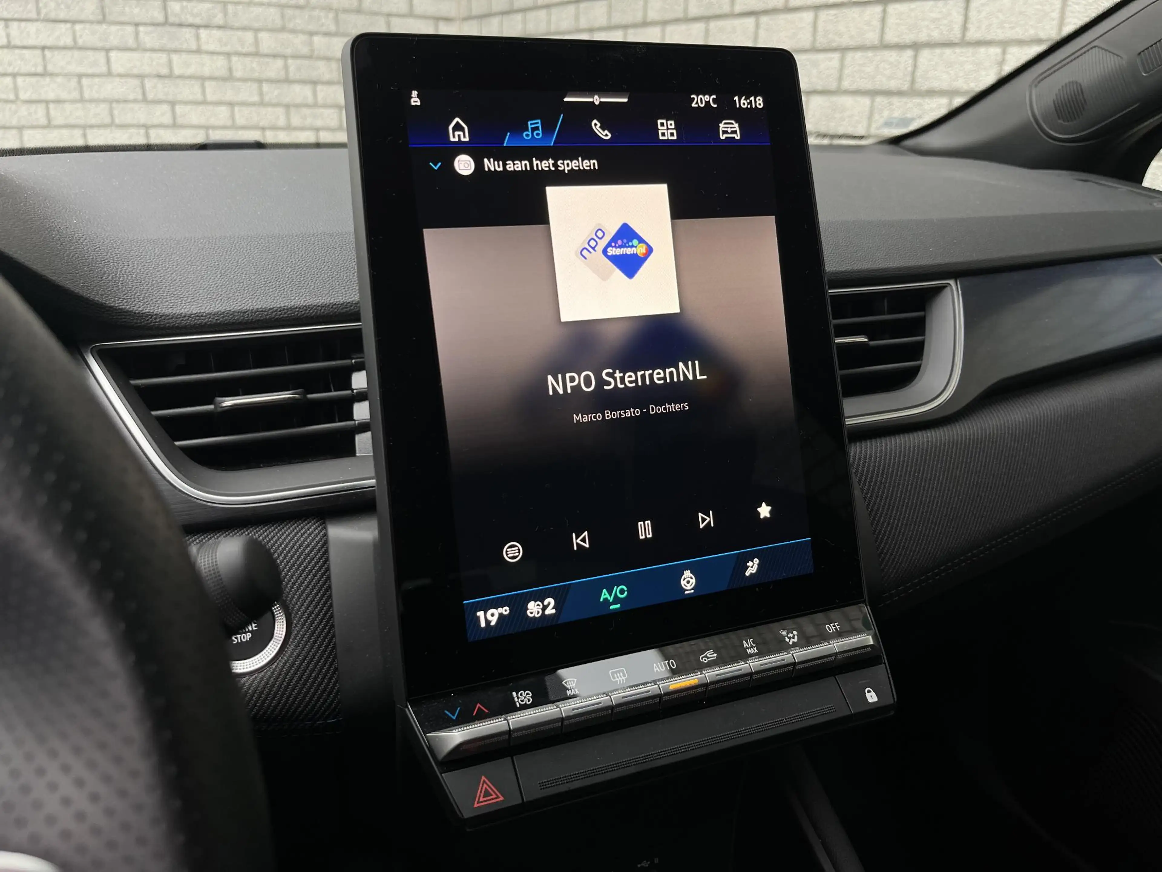 Renault Symbioz 1.8 E-Tech full hybrid 160 Esprit Alpine | Adaptiv — photo 39