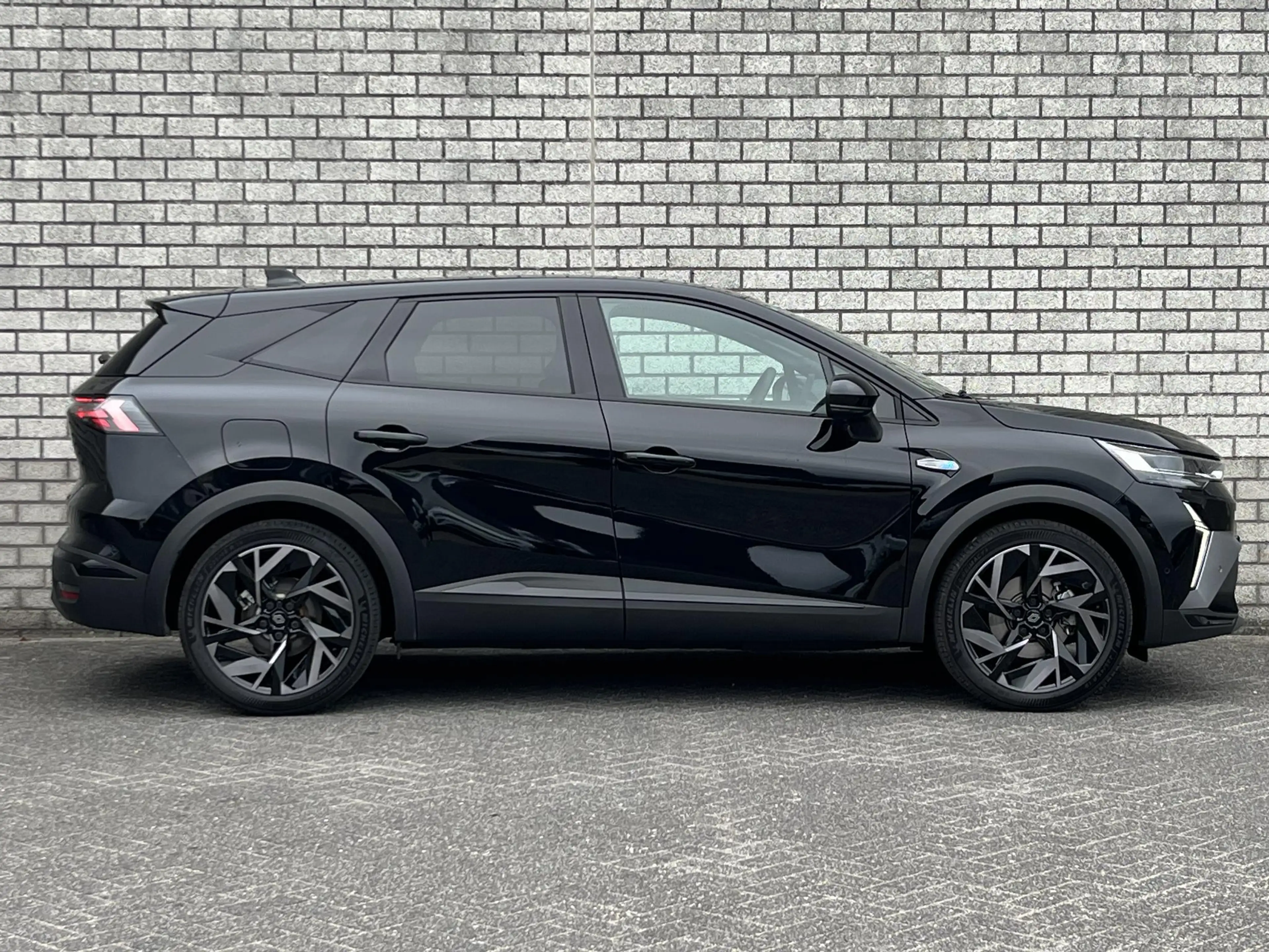 Renault Symbioz 1.8 E-Tech full hybrid 160 Esprit Alpine | Adaptiv — photo 17