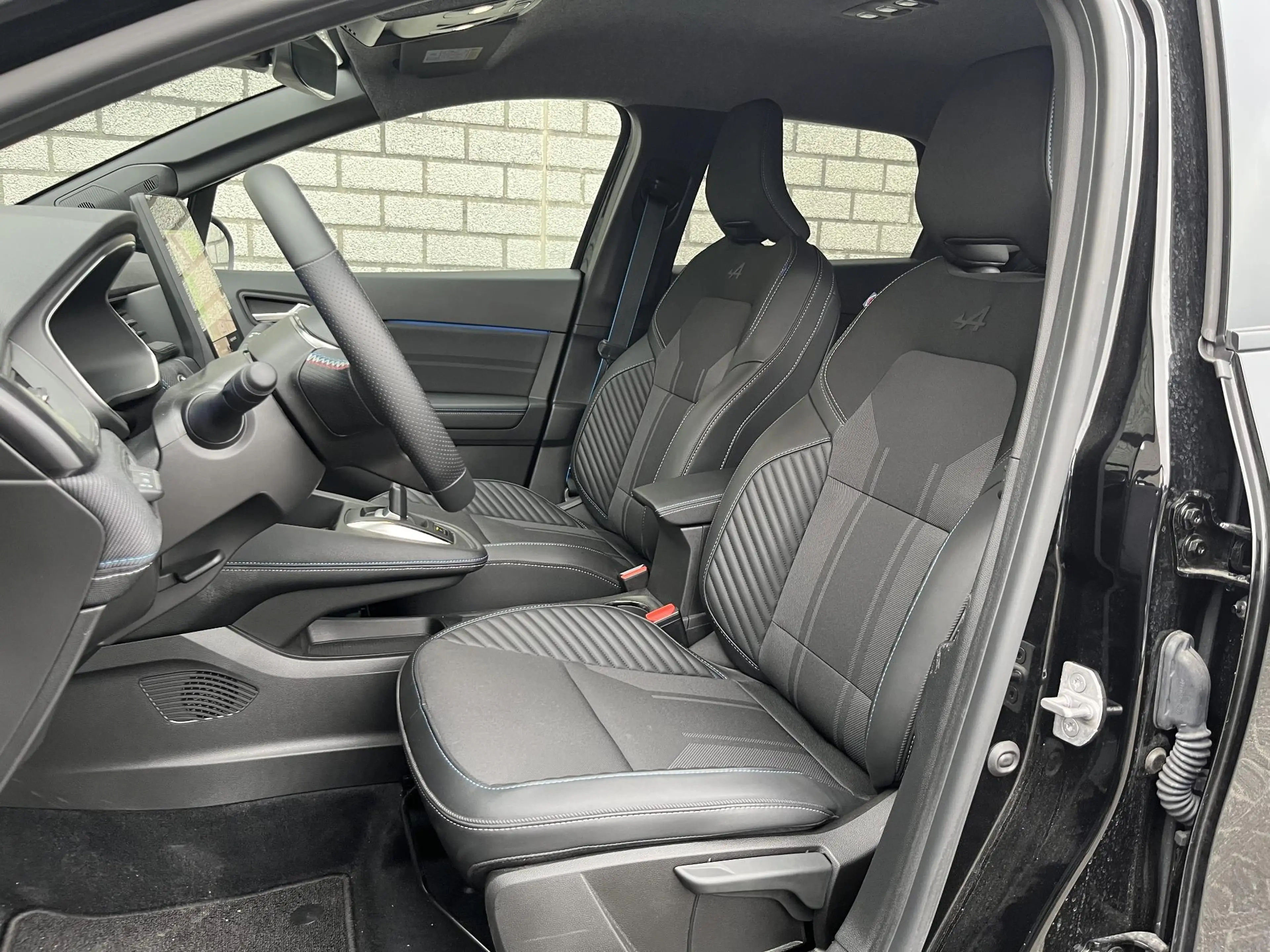 Renault Symbioz 1.8 E-Tech full hybrid 160 Esprit Alpine | Adaptiv — photo 7