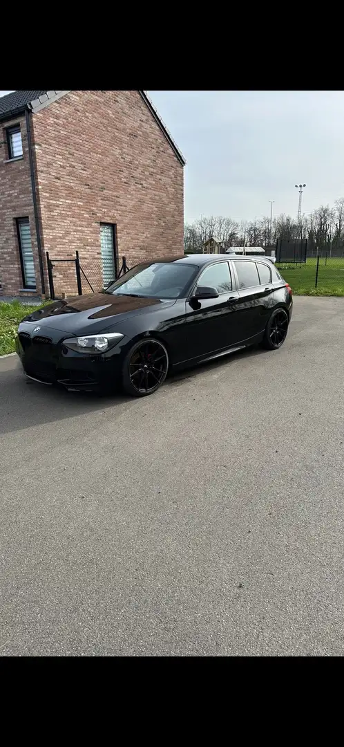 BMW 114 114i Checkered Flag - 1