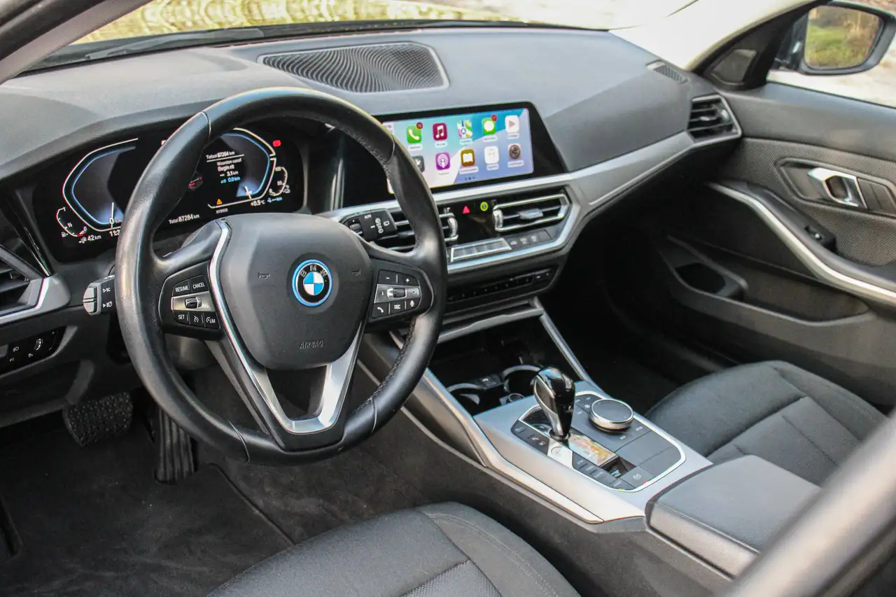 BMW 320 Touring 320eA PHEV *inklapbare Trekhaak, миниатюра 10
